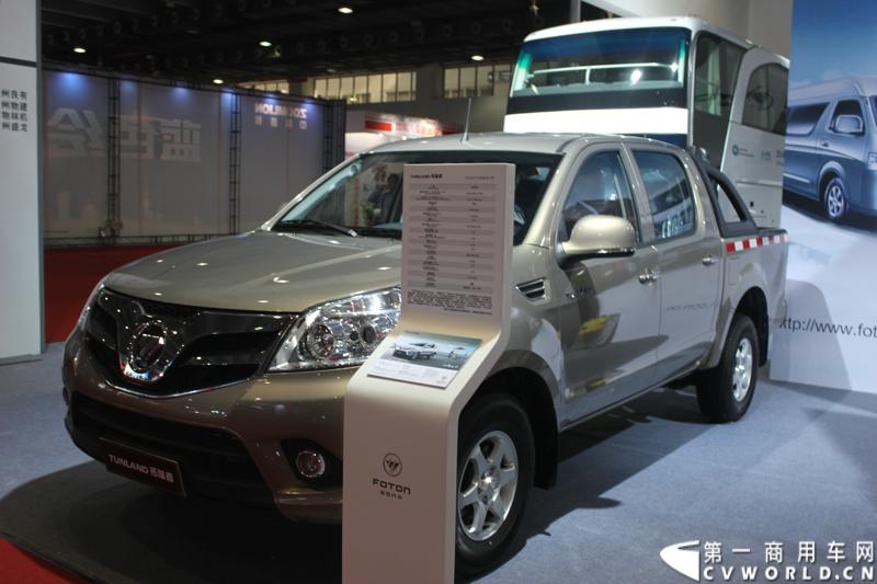 2014年11月20日-23日, 2014广州国际商用车展在广州琶洲中国进出口商品交易会展馆B区举行。福田汽车在广州车展上展出12辆整车和1台发动机，其中参展的4款商用车车型分别为福田奥铃、欧马可、拓陆者皮卡和福田欧辉客车，可谓阵容强大。图为福田拓路者BJ1037V3MD6-PP皮卡 