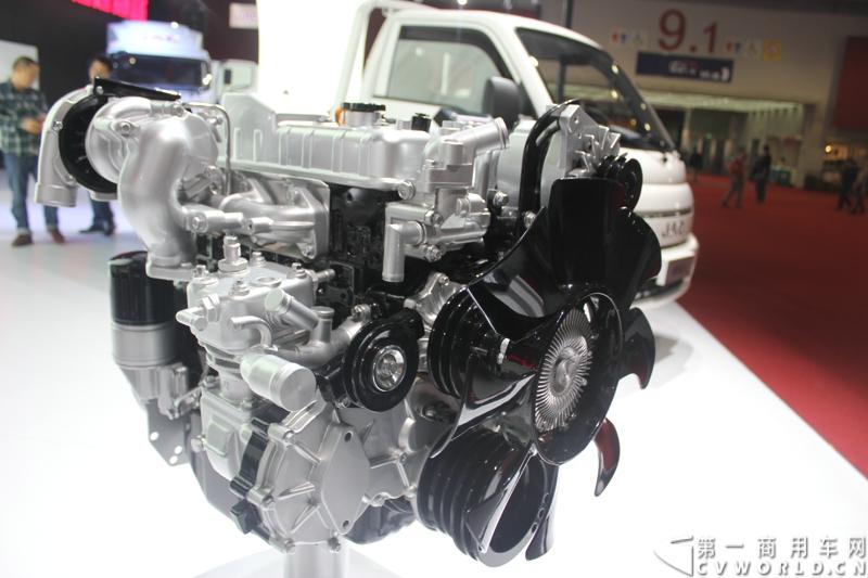  2014年11月20日-23日, 2014广州国际商用车展在广州琶洲中国进出口商品交易会展馆B区举行。作为国内主流商用车企业之一，此次江淮汽车携旗下帅铃全系主力车型及帅铃威司达中卡亮相。图为MF3.2L柴油机 