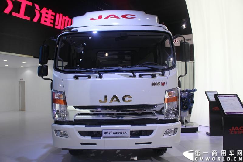   2014年11月20日-23日, 2014广州国际商用车展在广州琶洲中国进出口商品交易会展馆B区举行。作为国内主流商用车企业之一，此次江淮汽车携旗下帅铃全系主力车型及帅铃威司达中卡亮相。图为帅铃W系威司达 