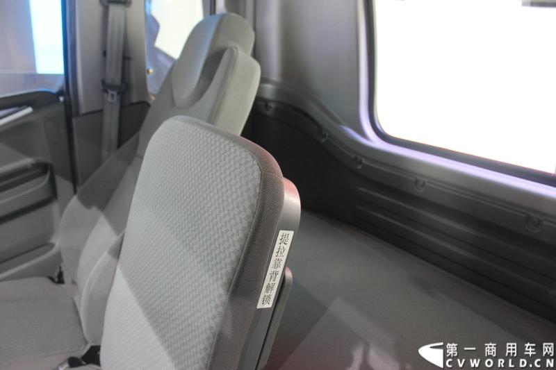   2014年11月20日-23日, 2014广州国际商用车展在广州琶洲中国进出口商品交易会展馆B区举行。作为国内主流商用车企业之一，此次江淮汽车携旗下帅铃全系主力车型及帅铃威司达中卡亮相。图为帅铃W系威司达 