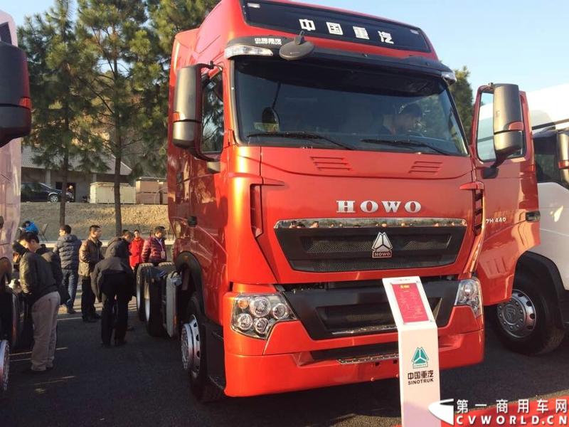 2014年12月18日，以“变革创领价值”为主题的中国重汽集团2015商务大会在杭州隆重召开。今年的中国重汽集团商务大会首次走出济南, 在西子湖畔杭州召开。