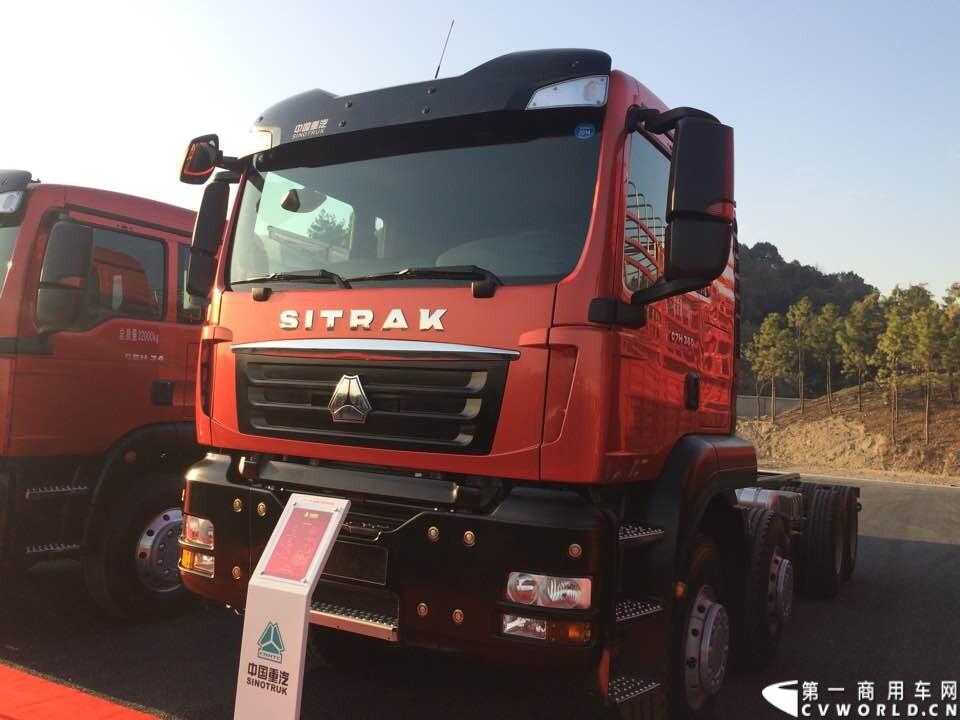 2014年12月18日，以“变革创领价值”为主题的中国重汽集团2015商务大会在杭州隆重召开。今年的中国重汽集团商务大会首次走出济南, 在西子湖畔杭州召开。