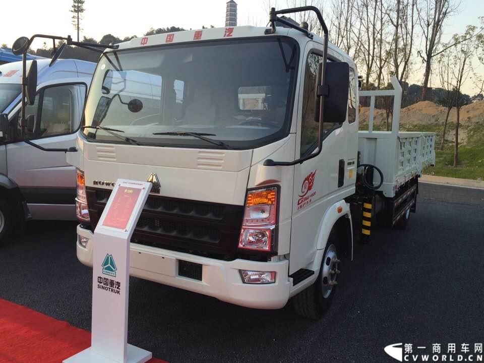 2014年12月18日，以“变革创领价值”为主题的中国重汽集团2015商务大会在杭州隆重召开。今年的中国重汽集团商务大会首次走出济南, 在西子湖畔杭州召开。