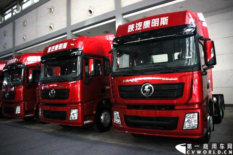 12月18日，第一商用车网记者从正在召开的陕汽2015商务年会上获悉，2014年，面对全面行业整体下滑的不利形势，陕汽重卡依然保持了良好的增长态势。图为德龙新M3000