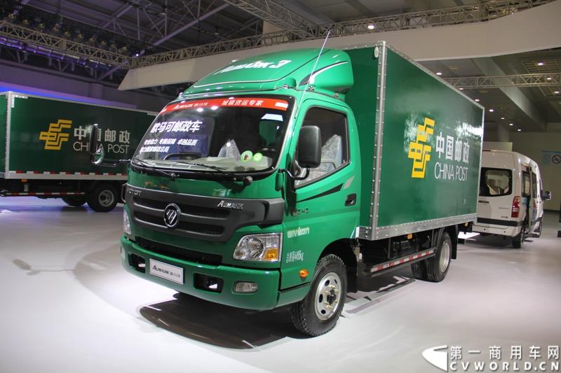 2015年1月5日，福田汽车集团&福田戴姆勒汽车2015中国山东汽车展览会在山东济南隆重开幕。图为欧马可邮政车 