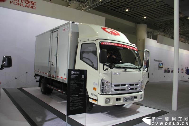 2015年1月5日，福田汽车集团&福田戴姆勒汽车2015中国山东汽车展览会在山东济南隆重开幕。图为时代BJ5043XXY-B1厢式运输车 
