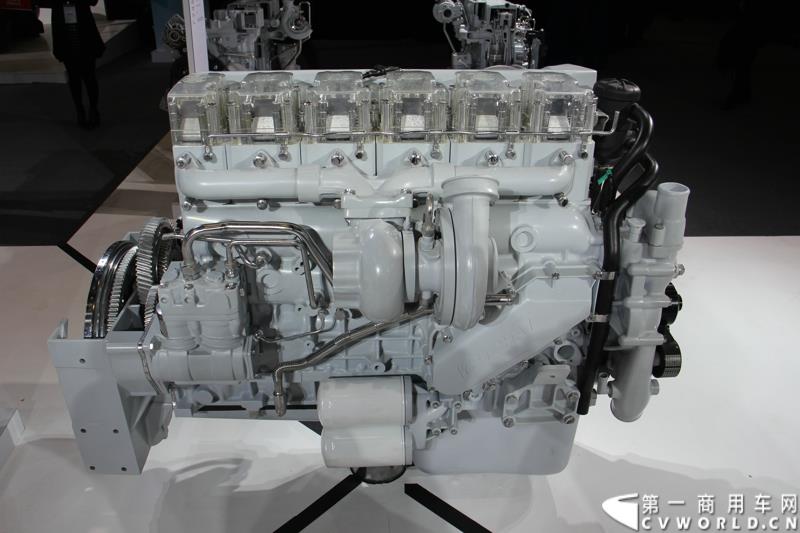 2015年1月7日，中国重型商用车动力的领军企业潍柴动力在北京举办新技术发布会，发布了包括Super Brake辅助制动安全技术、S-POWER智能控制技术在内的一系列商用车动力新技术。图为潍柴WP13重型发动机