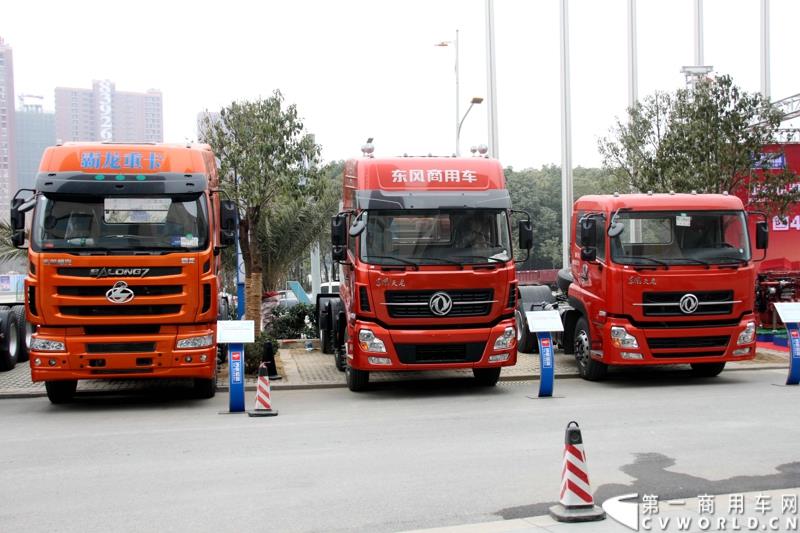 1月24日，玉柴机器2015营销服务大会在湖北武汉召开。在本次大会上，玉柴发布了YC6L-60等多款新品。图为搭载玉柴发动机的展车