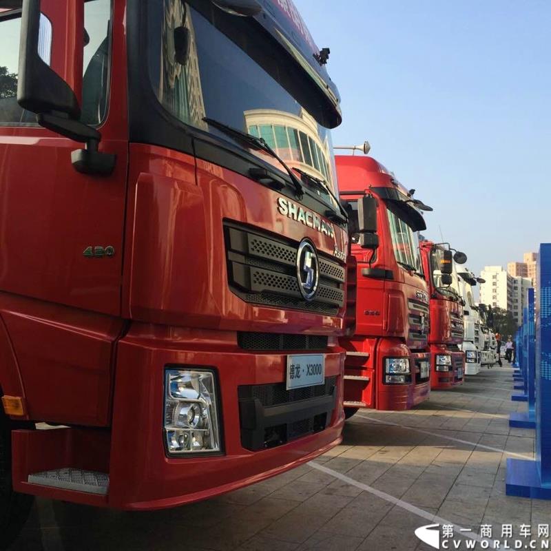 2015年1月29日，以“同心同行，共商共赢”为主题的2015陕汽国际商务年会在广东珠海隆重召开。图为陕汽重卡系列