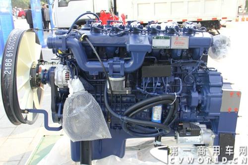 2015年1月29日，以“同心同行，共商共赢”为主题的2015陕汽国际商务年会在广东珠海隆重召开。图为潍柴12L气体机