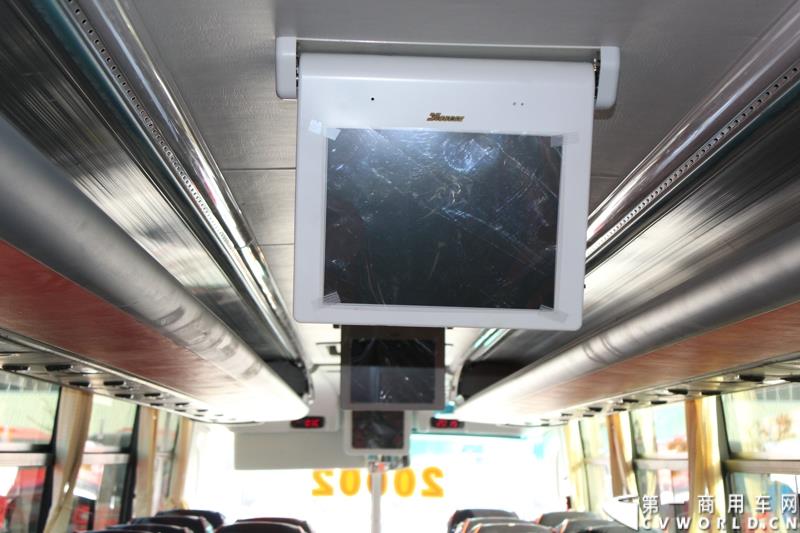 3月11日，中通客车控股股份有限公司第2万辆客车出口发车庆典暨出口非洲高档大客车交车仪式在山东聊城中通新基地隆重举行。图为
中通客车第2万辆客车出口发车仪式现场展示的出口客车内饰 