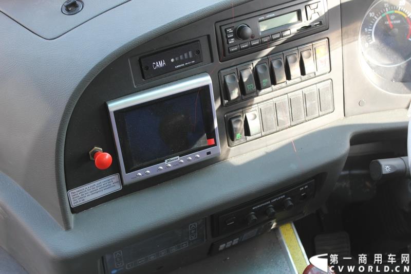 3月11日，中通客车控股股份有限公司第2万辆客车出口发车庆典暨出口非洲高档大客车交车仪式在山东聊城中通新基地隆重举行。图为
中通客车第2万辆客车出口发车仪式现场展示的出口客车内饰 