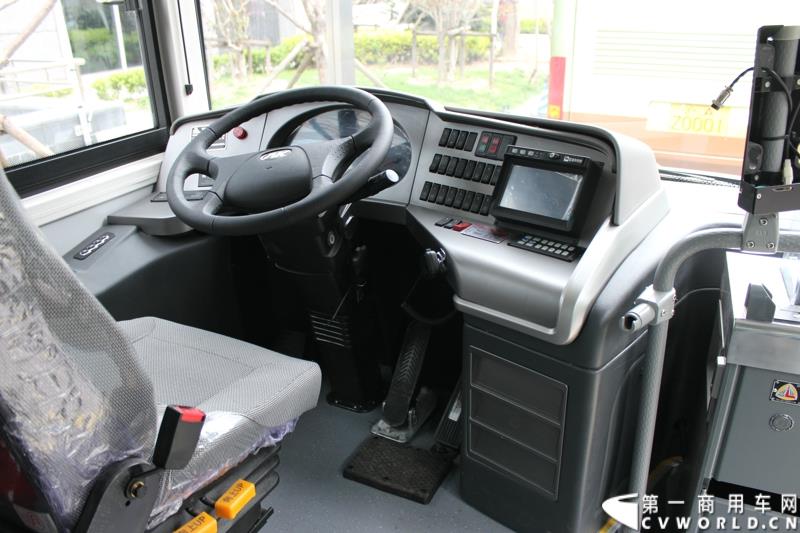 3月26日，安徽安凯汽车股份有限公司主办的“安凯美丽中国行”第三季在上海隆重启动。图为“安凯美丽中国行”启动仪式活动中展示的安凯客车内饰 