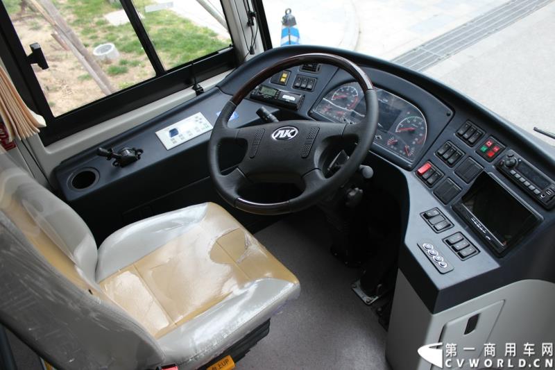 3月26日，安徽安凯汽车股份有限公司主办的“安凯美丽中国行”第三季在上海隆重启动。图为“安凯美丽中国行”启动仪式活动中展示的安凯客车内饰 