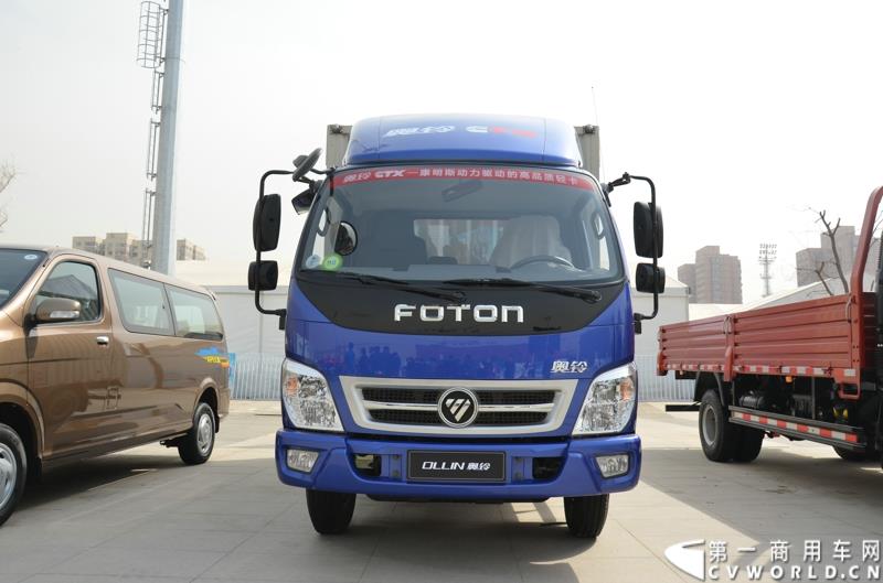 3月29日，由中国汽车联合会主办、江苏省汽车摩托车运动联合会承办的“图雅诺杯”-2015（第七届）福田奥铃中国勒芒轻卡耐力赛，在北京五棵松体育场隆重启动，这是原福田奥铃事业本部与原福田商务汽车事业本部整合为福田轻型商用车事业本部（LCV）之后的第一次集中亮相，也是中国轻卡第一赛事的再度续写。图为福田奥铃CTX 