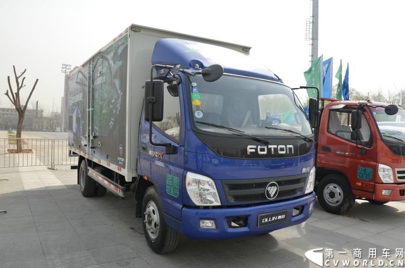 3月29日，由中国汽车联合会主办、江苏省汽车摩托车运动联合会承办的“图雅诺杯”-2015（第七届）福田奥铃中国勒芒轻卡耐力赛，在北京五棵松体育场隆重启动，这是原福田奥铃事业本部与原福田商务汽车事业本部整合为福田轻型商用车事业本部（LCV）之后的第一次集中亮相，也是中国轻卡第一赛事的再度续写。图为福田奥铃CTX 