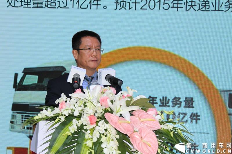 4月20日，在第16届上海国际汽车工业展览会（下称“上海国际车展”）媒体日第一天，北京福田戴姆勒汽车有限公司在其展台举行了