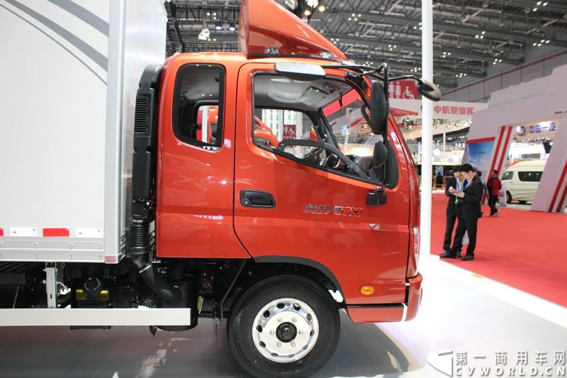 4月20日，在第16届上海国际汽车工业展览会（下称“上海国际车展”）媒体日第一天，北京福田戴姆勒汽车有限公司在其展台举行了