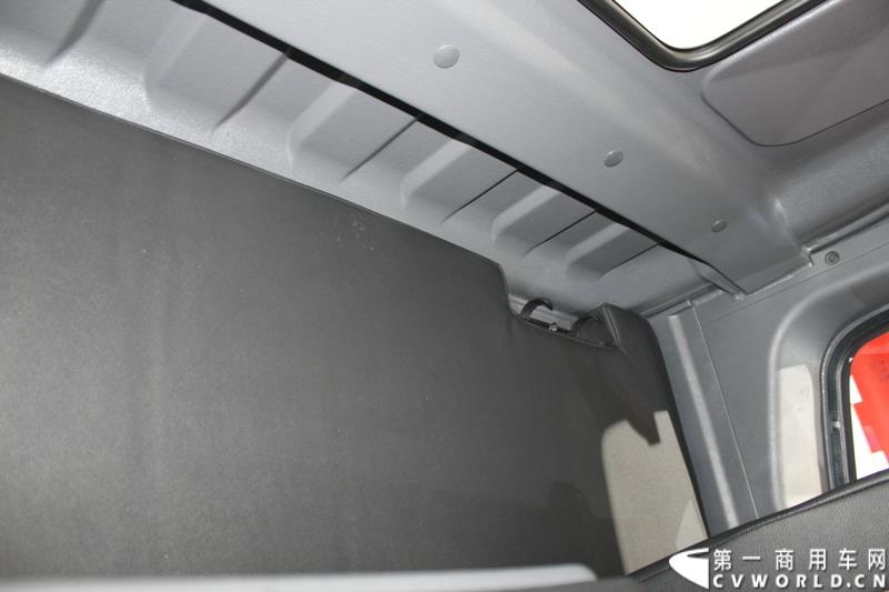 4月20日，在第16届上海国际汽车工业展览会（下称“上海国际车展”）媒体日第一天，北京福田戴姆勒汽车有限公司在其展台举行了