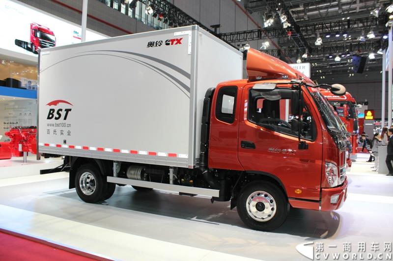 4月20日，在第16届上海国际汽车工业展览会（下称“上海国际车展”）媒体日第一天，北京福田戴姆勒汽车有限公司在其展台举行了