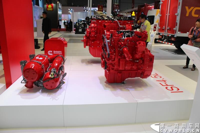 4月20日，在第16届上海国际汽车工业展览会（下称“上海国际车展”）媒体日第一天，北京福田戴姆勒汽车有限公司在其展台举行了