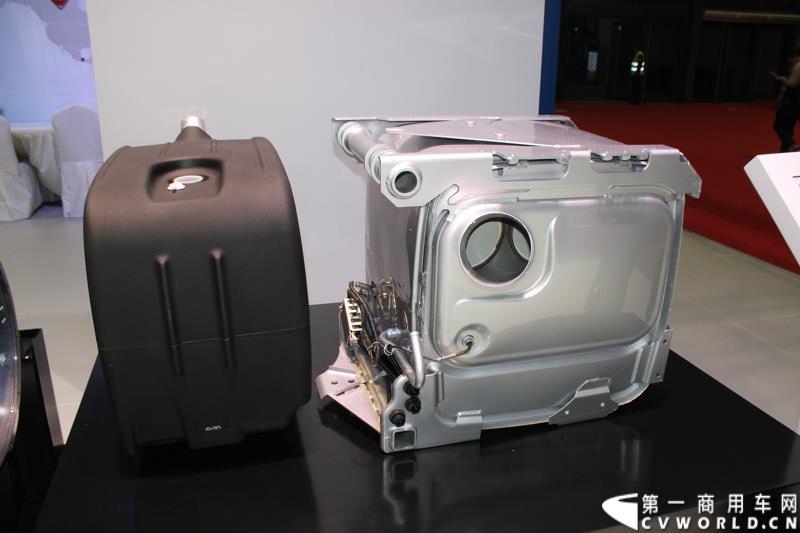 4月20日，在第16届上海国际汽车工业展览会（下称“上海国际车展”）媒体日第一天，北京福田戴姆勒汽车有限公司在其展台举行了