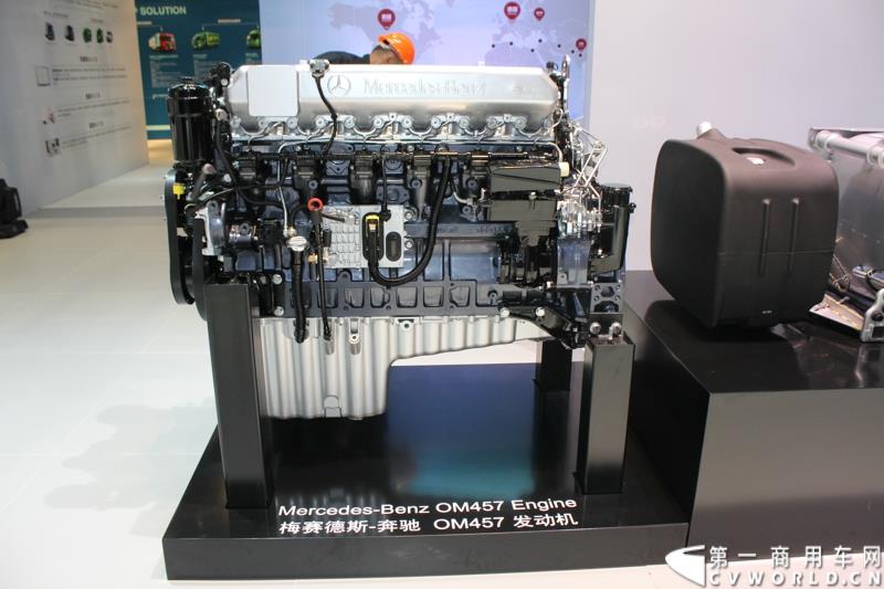 4月20日，在第16届上海国际汽车工业展览会（下称“上海国际车展”）媒体日第一天，北京福田戴姆勒汽车有限公司在其展台举行了