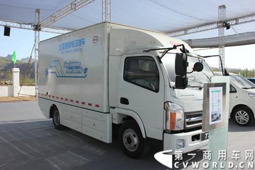 2015年5月6日，借助河北省重点项目建设观摩暨调度会议，比亚迪在河北省承德市高新技术开发区举行产品推介会。比亚迪携全系纯电动公交车、客车、物流车、出租车、以及乘用车等全领域新能源车惊艳亮相。图为比亚迪T5纯电动物流车 