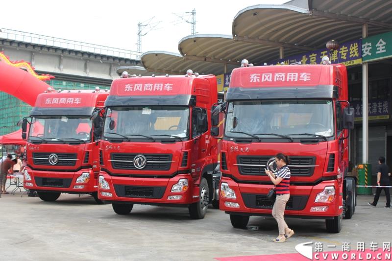 5月8日，“出彩天龙哥，中国好司机”东风天龙卡车驾驶员大赛半决赛在广州佛山海元物流园内圆满结束。图为比赛用车东风天龙起航版