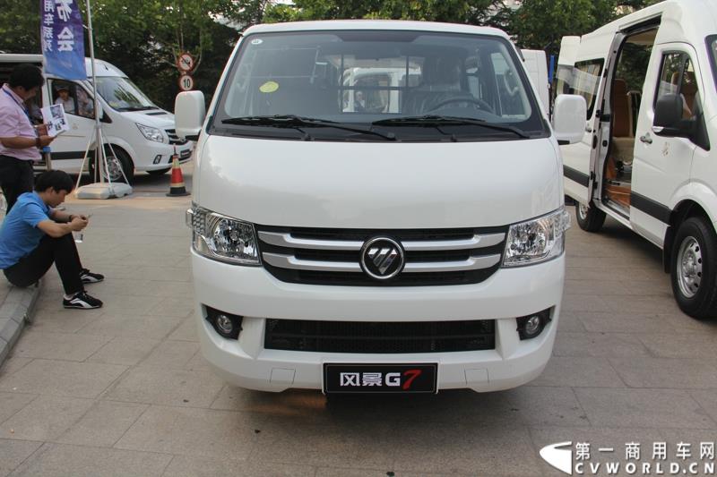 8月14日，图雅诺杯—福田商务汽车第五届改装大赛在山东潍坊举行，福田轻型商用车事业本部以及福田商务汽车负责人、改装企业、经销商、媒体在内的200余人出席了本次活动。图为：风景G7改装的流动服务车，由北京天坛海乔客车公司改装制造