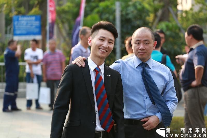 9月10日，曼恩商用车辆贸易（中国）有限公司在深圳正式宣布，将TCO收益宝升级到2.0版本，进一步帮助客户降低运营成本，提升收益。图为：德国曼恩车联网深圳上市发布会