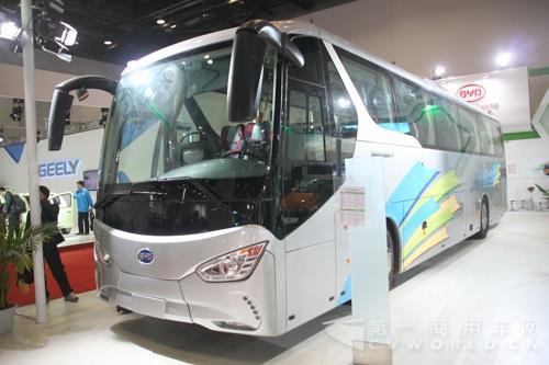 比亞迪 C9純電動旅游客車 2.jpg
