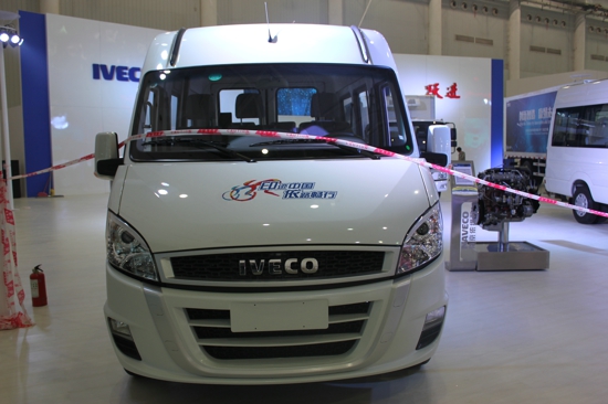 南京依维柯Power Daily尊享版A32.jpg 南京依维柯Power Daily尊享版A32.jpg