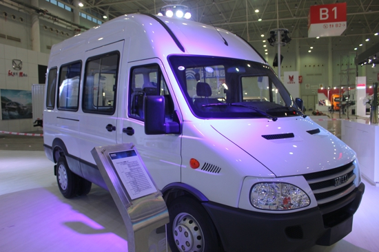 南京依维柯Power Daily经典版A37 (2).jpg 南京依维柯Power Daily经典版A37 (2).jpg