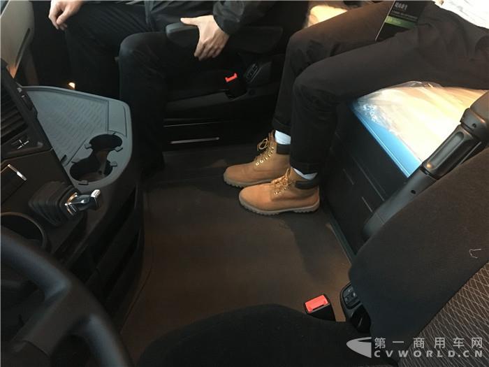 QQ图片20171123175106.jpg