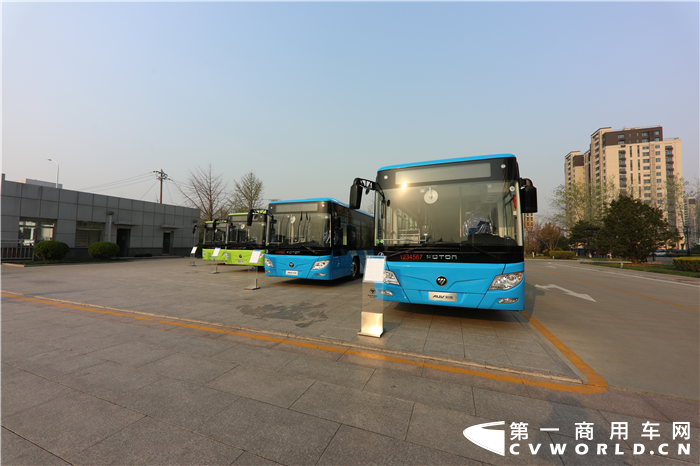 3月30日上午，福田欧辉为北京公交定制的全系列新一代新能源客车验收工作在福田汽车集团举行。