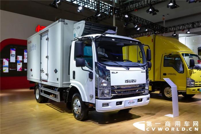 2022年3月，由第一商用车网举办的“谁是第一商用车”月度评选中，通过网站专题和微信投票的形式，庆铃五十铃M100国六双温冷藏车以高票当选“第一人气冷藏车”，再展城市冷链物流“急鲜锋”的魅力。