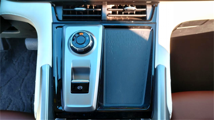 改-【第一商用车】13.68万起售 2.0T+豪华内饰+全能底盘 星际皮卡试驾体验如何？2534.png