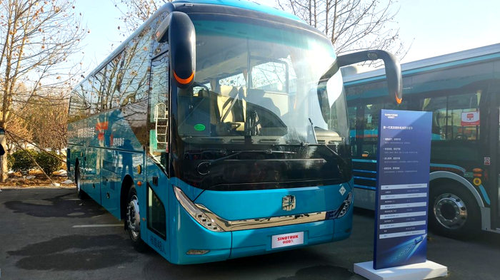 中通新一代燃料电池客车亮相5.png