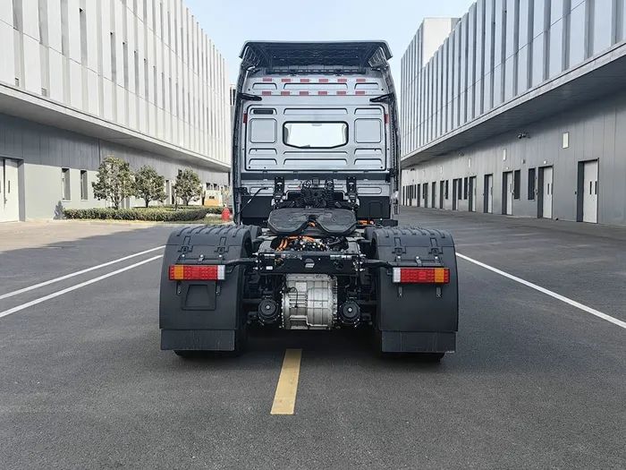 DeepWay全新外观电动牵引车来了？2.jpg