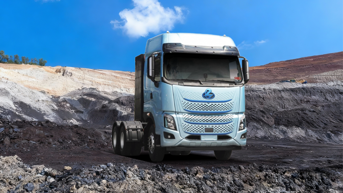 乘龙H7 Pro纯电牵引车为您创富加码.png