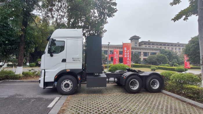 乘龙H7 Pro纯电牵引车资源运输创富新标杆3.png