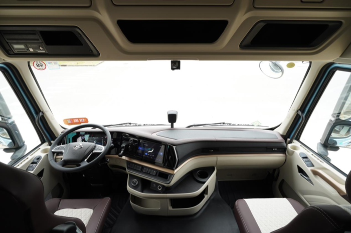 乘龙H7 Pro纯电牵引车资源运输创富新标杆4‘’.png