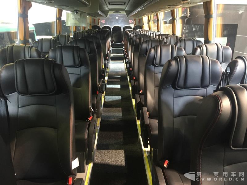 斯堪尼亚·海格统领Touring客车