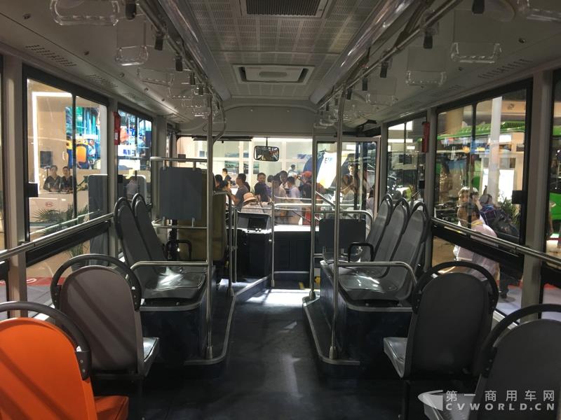 安凯HFF6104G03EV21纯电动公交车