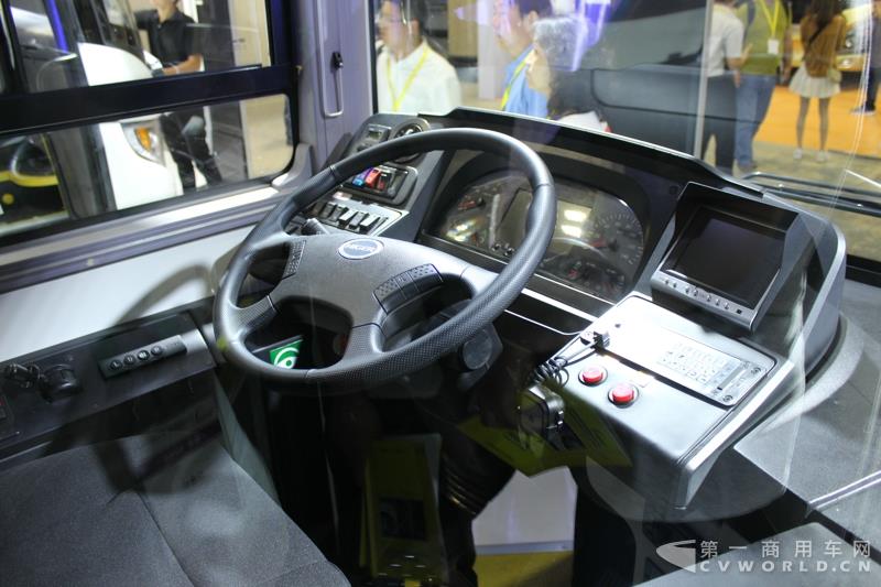 海格KLQ6109GAEVN5全铝纯电动城市公交