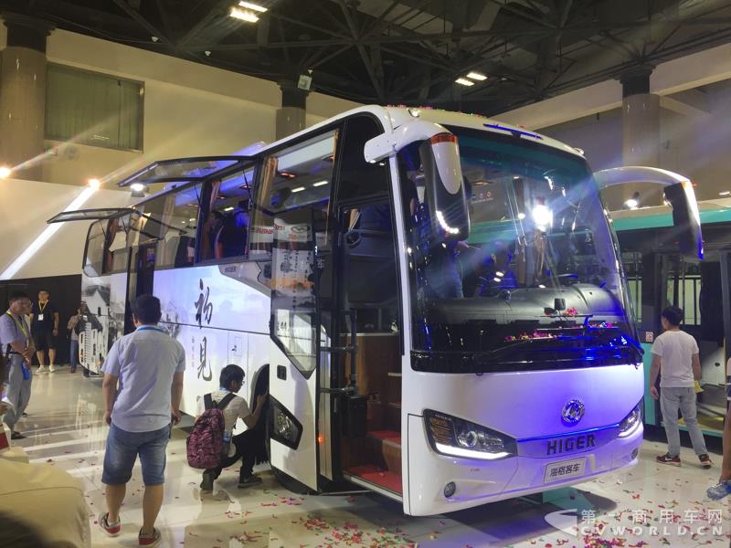 海悦第一代大数据智慧客车