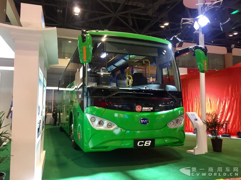 比亚迪C8纯电动客车