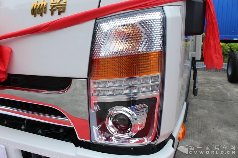 全能兄弟&帅铃迈斯福