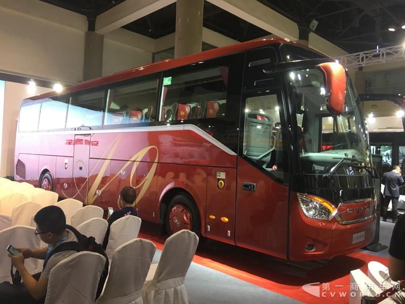 安凯高端客车A9